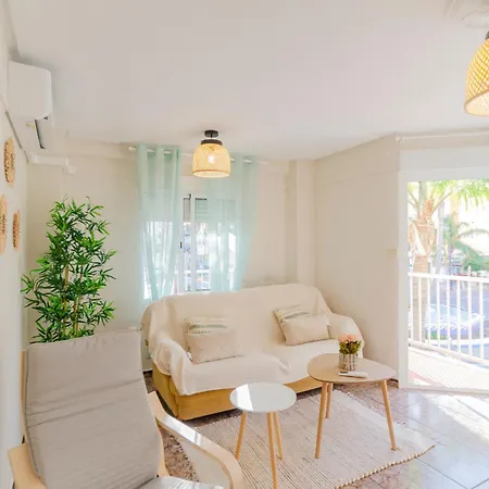 Vegas Centro- Rent Malaga شقة *